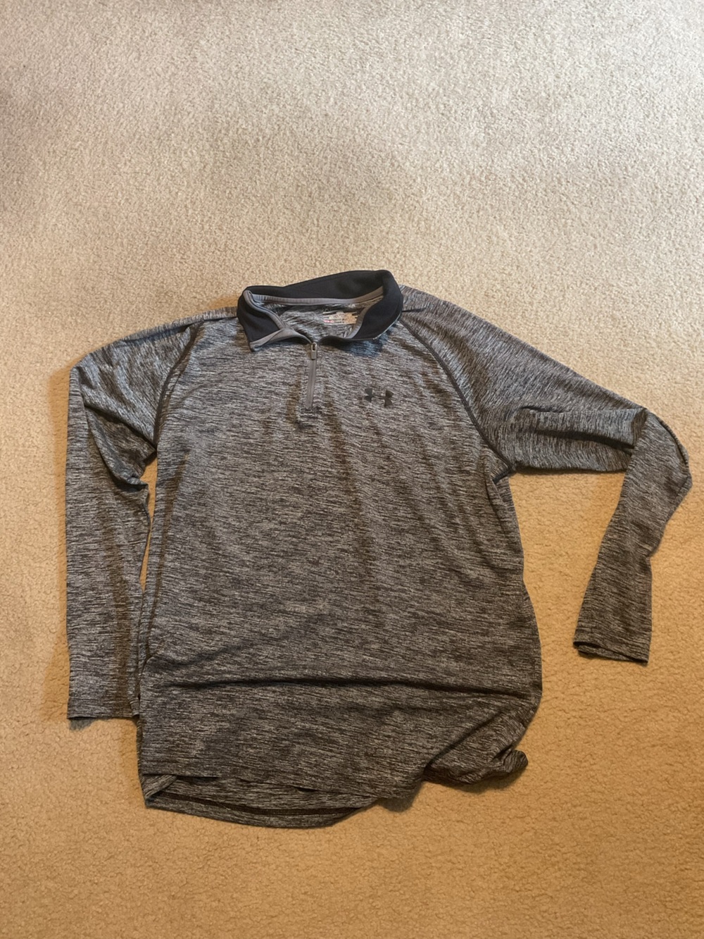 Under Armour mens Dark Gray Heather Quarter-Zip Pullover